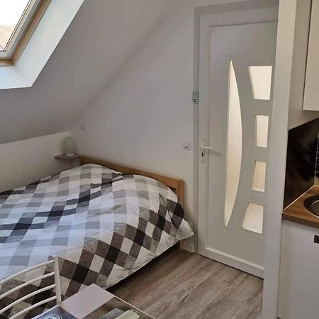Studio Cosy Douillet Et Fonctionnel Apartment Savigny-le-Temple Ngoại thất bức ảnh